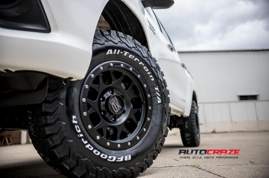 TOYOTA HILUX N80 4WD BULLY XD SATIN BLACK